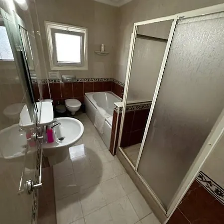 3-bedroom Luxury In Kyrenia Center * Kirenia