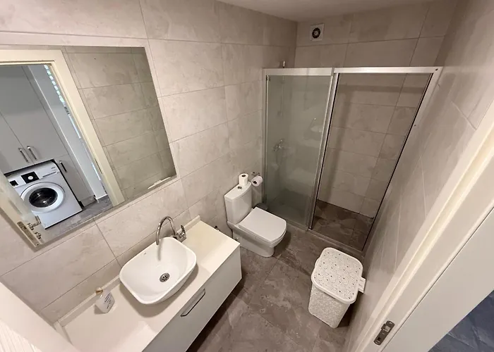 1-bedroom Luxury In Kyrenia Center キレニア