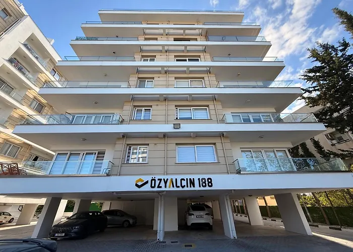 アパート 1-bedroom Luxury In Kyrenia Center キレニア
